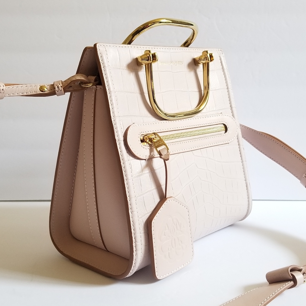 Alexander McQueen The Short Story Croc-Embossed Leather Crossbody Bag Pa… - Picture 3 of 15